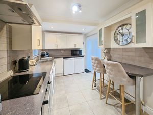 Photo 16- click for photo gallery